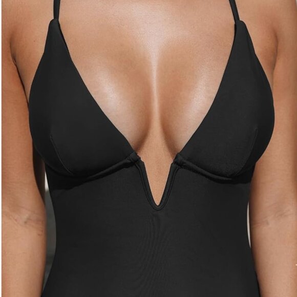 Cupshe Swimsuit 1-piece deep V neck crisscross back ad strap Black Med - Picture 5 of 12